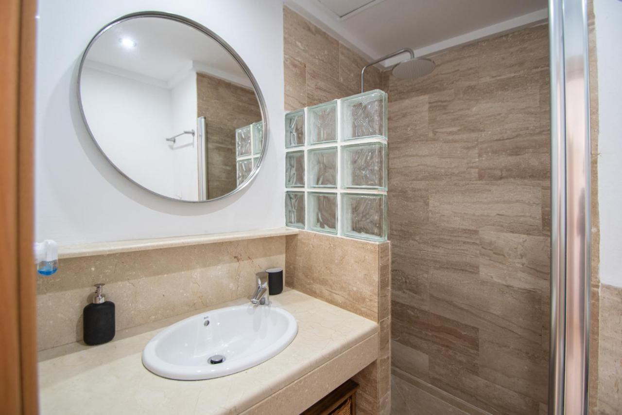 Studio Fenizia Cadiz Apartment Bagian luar foto