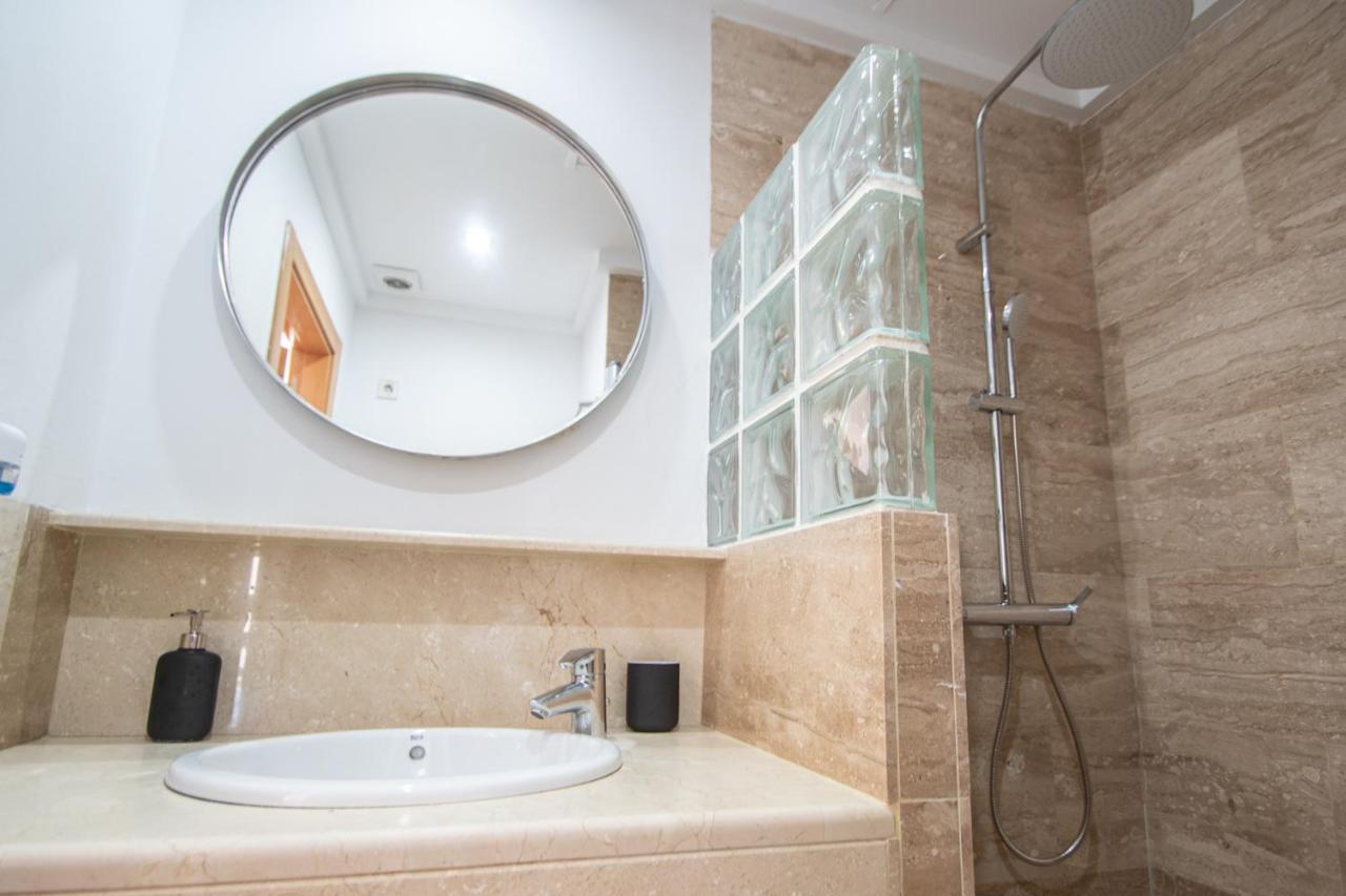 Studio Fenizia Cadiz Apartment Bagian luar foto